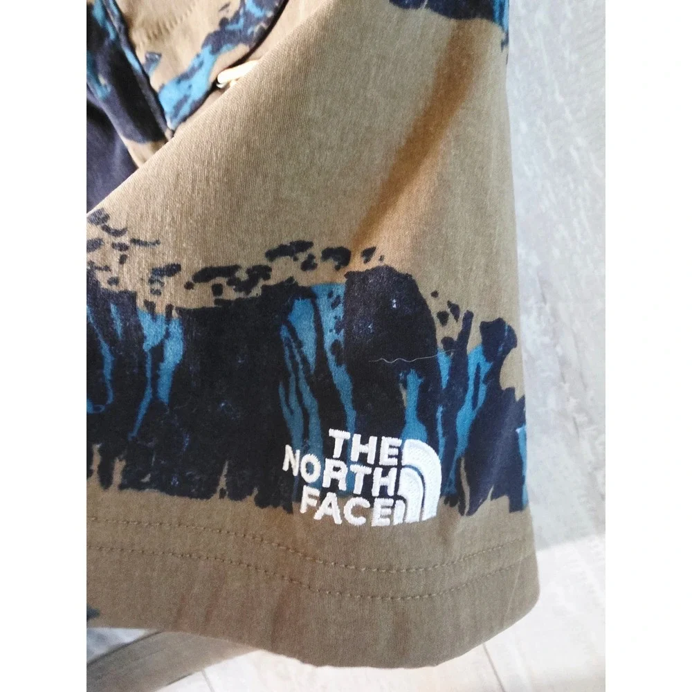 The North Face Mens‎ Class V Belted Shorts XXL Brown Blue Tiger Camo NWT RV $65